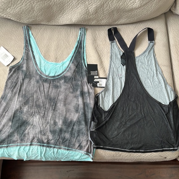 Two NWT Hurley Tank Tops Size Large - Picture 2 of 4